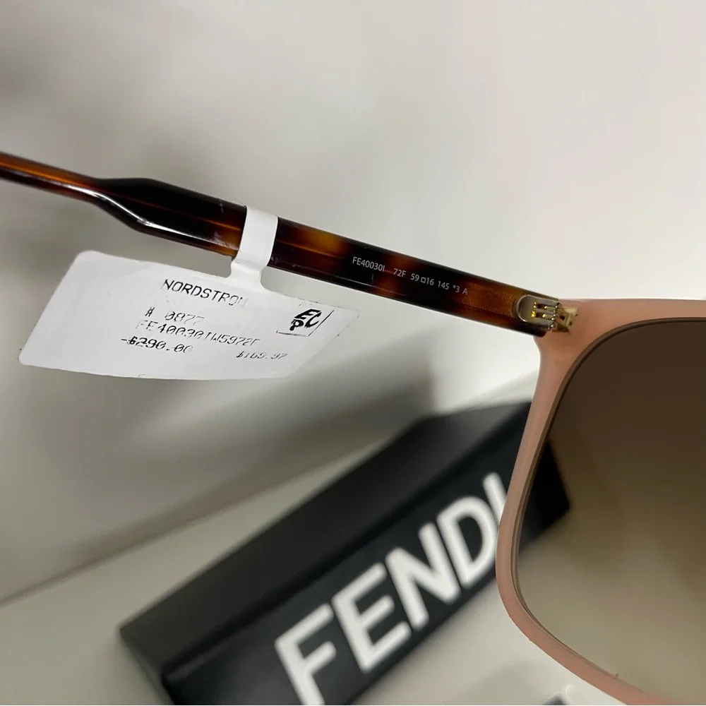Fendi Sunglasses - Picture 3 of 8